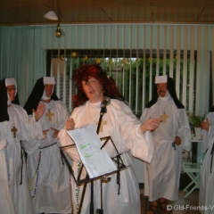 Holysisters_09